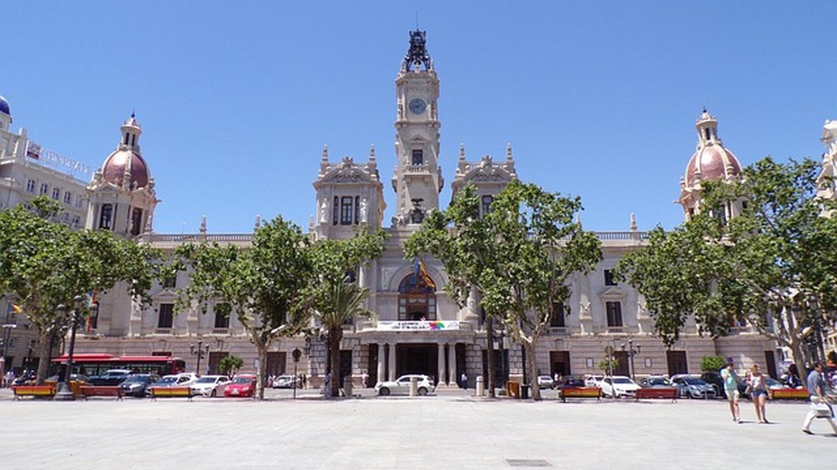 Customer Lifetime Value Calculation for Freelancers 2026